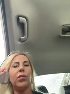 LisaMurr online show from 04/23/26, 10:03