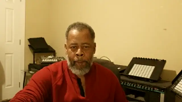 Cleozevo1961 online show from 04/22/26, 01:12