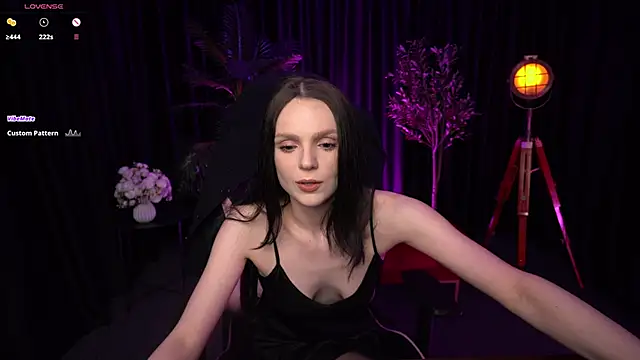Wild Alice me online show from 04/22/26, 03:02