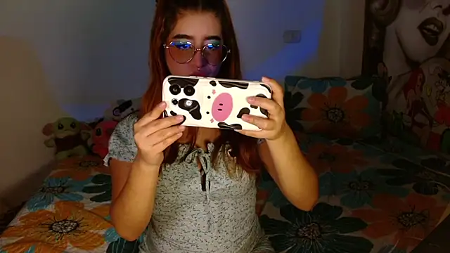 chloe roxy online show from 04/08/26, 04:01