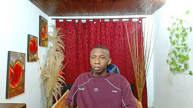 milo018 online show from 02/22/26, 07:19