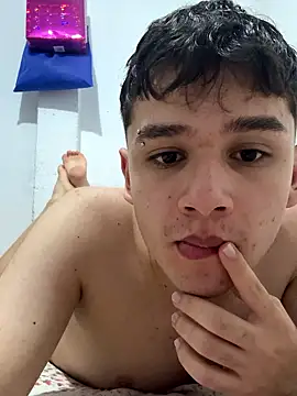 Andytow online show from 04/22/26, 02:25