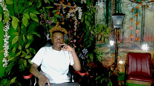 Snapshot of Darkiin_FTM chatting on 02/28/26, 03:51 Darkiin FTM online show from 02/28/26, 03:51