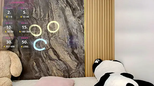 Snapshot of scarlett_lumi chatting on 02/21/26, 10:49 scarlett lumi online show from 02/21/26, 10:49