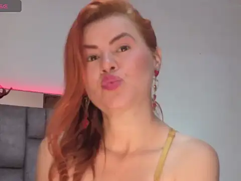 Xiomara-Suarez01 online show from 04/22/26, 03:24