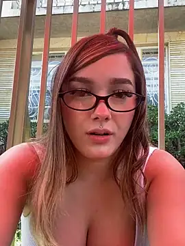 Snapshot of Lia_millerl chatting on 02/28/26, 04:19 Lia millerl online show from 02/28/26, 04:19