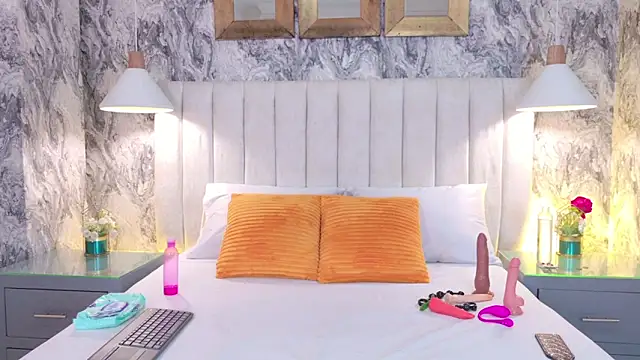 Lorenn Sweet online show from 04/23/26, 12:15