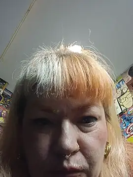 Snapshot of lady_polka chatting on 02/20/26, 03:58 lady polka online show from 02/20/26, 03:58