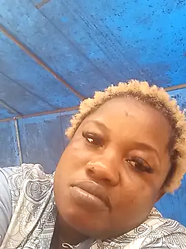 Snapshot of HottCandyXxx chatting on 02/20/26, 01:22 HottCandyXxx online show from 02/20/26, 01:22