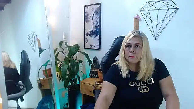 Snapshot of eva_colen50 chatting on 04/02/26, 06:16 eva colen50 online show from 04/02/26, 06:16