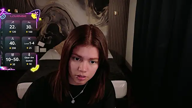 Alessia Monroe  online show from 04/23/26, 08:44