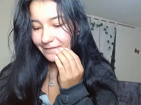 Snapshot of Miiia_a chatting on 02/26/26, 08:08 Miiia a online show from 02/26/26, 08:08