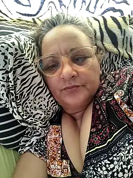 Snapshot of Noemipopi chatting on 02/20/26, 05:35 Noemipopi online show from 02/20/26, 05:35