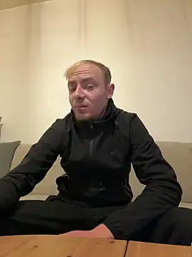 Crevette311 online show from 11/26/25, 09:05