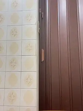 Snapshot of litlleboyeus chatting on 02/18/26, 06:59 litlleboyeus online show from 02/18/26, 06:59