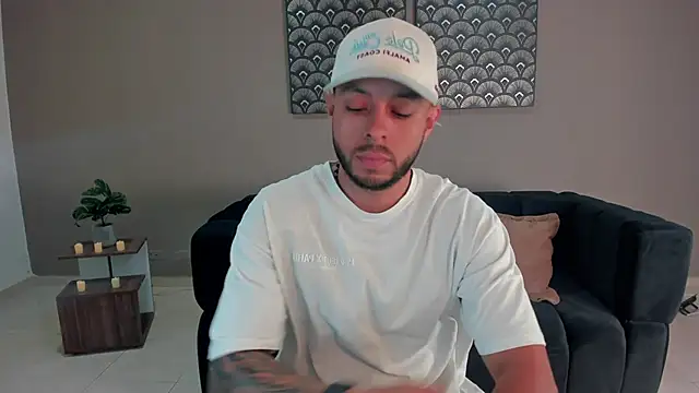 Snapshot of Daniel_kingx chatting on 02/23/26, 11:51 Daniel kingx online show from 02/23/26, 11:51