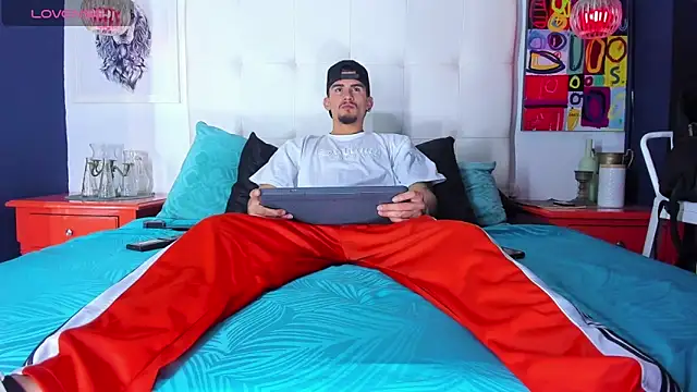 SharonTygaX online show from 03/09/26, 09:08