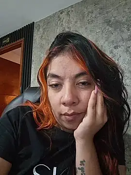 Snapshot of oran_black chatting on 02/19/26, 09:44 oran black online show from 02/19/26, 09:44