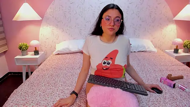 Snapshot of Angelie_Rosebrm chatting on 02/20/26, 06:26 Angelie Rosebrm online show from 02/20/26, 06:26