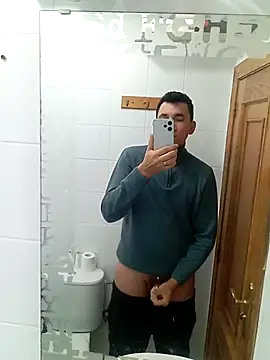 Snapshot of alexandrevictor6969 chatting on 02/22/26, 07:40 alexandrevictor6969 online show from 02/22/26, 07:40