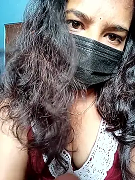 Snapshot of Sumaya-Reddy chatting on 02/26/26, 08:24 Sumaya-Reddy online show from 02/26/26, 08:24