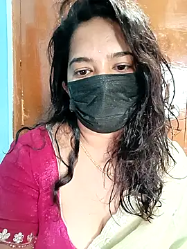 Snapshot of Sumaya-Reddy chatting on 02/28/26, 06:03 Sumaya-Reddy online show from 02/28/26, 06:03