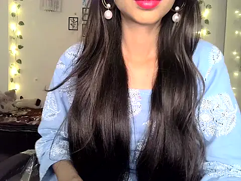 SIKSHA SINGH online show from 04/06/26, 05:58