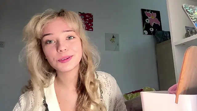 Snapshot of SourMidday chatting on 02/20/26, 08:05 SourMidday online show from 02/20/26, 08:05