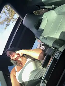 Snapshot of Destinylovex chatting on 03/02/26, 09:49 Destinylovex online show from 03/02/26, 09:49