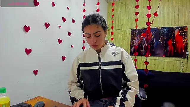 Snapshot of angell_cooper8 chatting on 02/23/26, 12:46 angell cooper8 online show from 02/23/26, 12:46