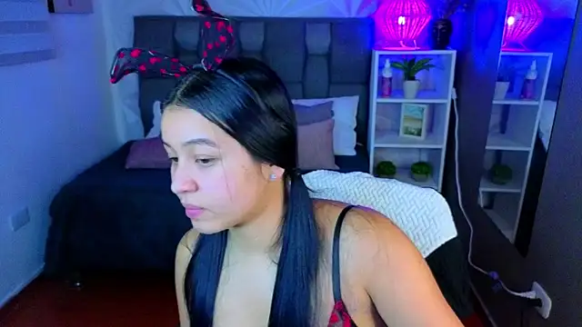 SophyAdams online show from 06/23/26, 06:00