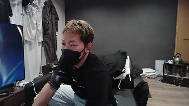 ryuaaaaa online show from 04/15/26, 02:13