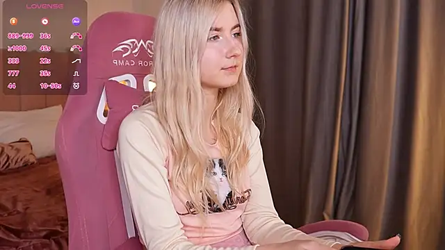 Aiko Takana online show from 02/19/26, 04:58