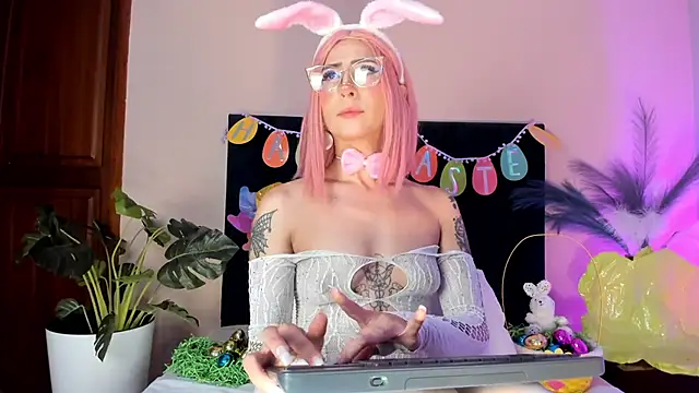 AnnaDenver online show from 04/07/26, 12:33