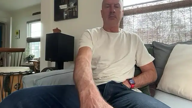 Guy  Grey online show from 04/19/26, 08:00