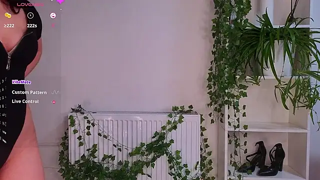 Snapshot of Viksinite chatting on 02/26/26, 07:57 Viksinite online show from 02/26/26, 07:57