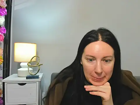 Snapshot of MiaFair chatting on 02/21/26, 06:14 MiaFair online show from 02/21/26, 06:14