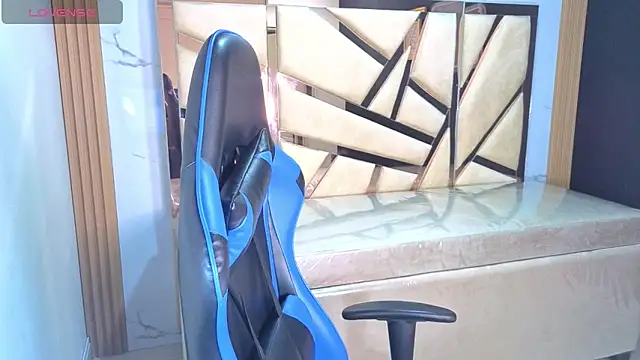 Kylia a online show from 03/18/26, 08:01