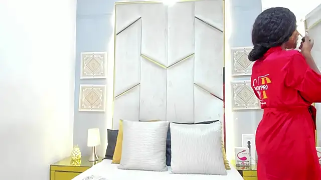 KarinaaCoxx online show from 04/05/26, 12:46