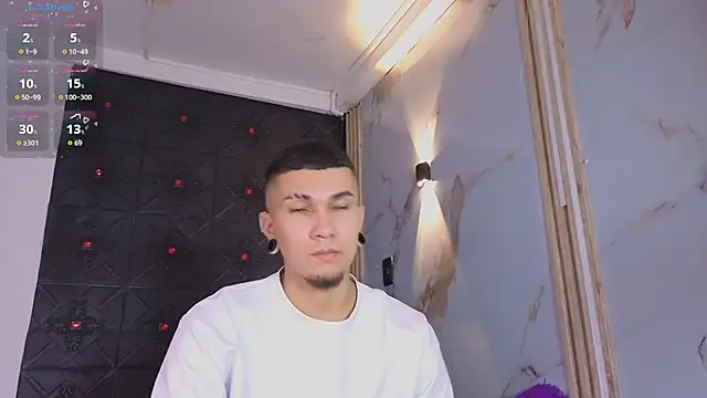 Logan and Reachel online show from 04/23/26, 07:05