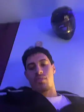 TOMAS CONOR online show from 04/11/26, 12:04