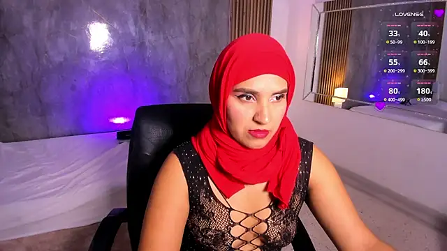 SalmaZahid online show from 04/11/26, 01:15