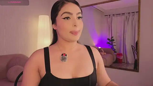 Stephany Harlot online show from 04/22/26, 10:11