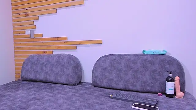 dreikk  online show from 03/25/26, 01:39