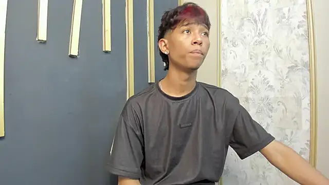 Little Twink19x online show from 02/20/26, 07:03