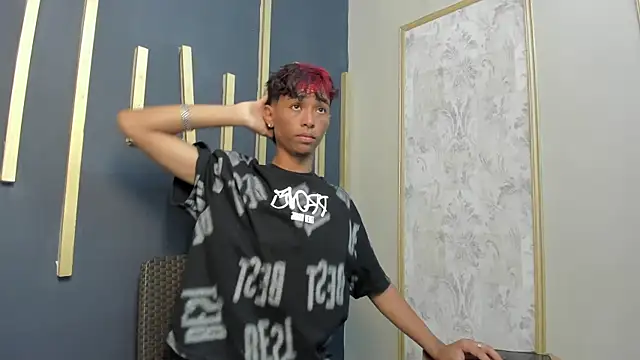 Little Twink19x online show from 02/23/26, 07:11