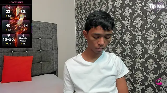 Little Twink19x online show from 03/17/26, 07:28