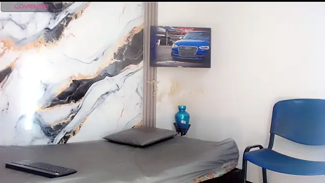 Alondra Wile online show from 04/08/26, 07:25