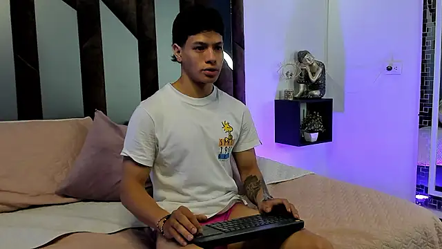 Snapshot of TonyPetrovjs chatting on 03/01/26, 05:53 TonyPetrovjs online show from 03/01/26, 05:53