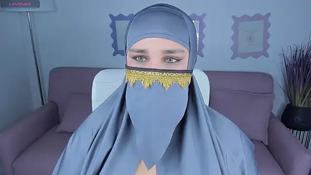 Snapshot of Samira_Zayd chatting on 02/24/26, 04:10 Samira Zayd online show from 02/24/26, 04:10